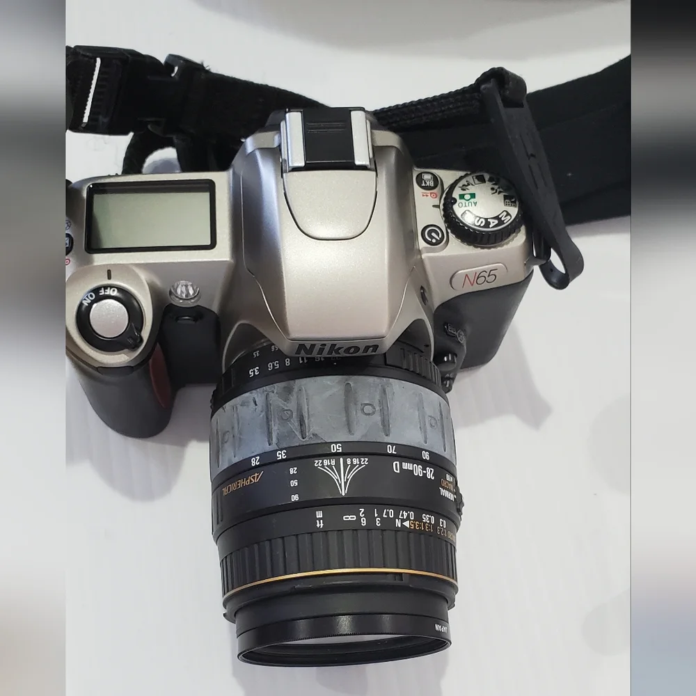 Nikon N65 35mm SLR Camera - Black and Silver
